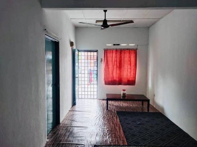 Terraced House for sale in Banting, Selangor