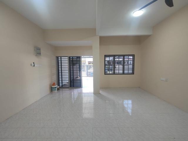 Terraced House for sale in Banting, Selangor