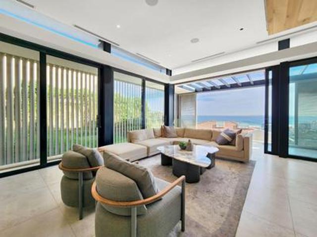 Apartment for sale in Cape Town, Western Cape