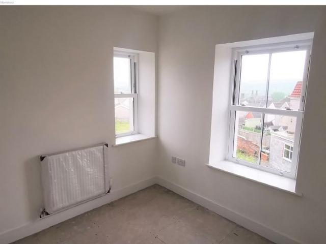 Apartment for rent in Nangreaves, Wales