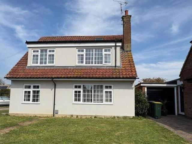 House for sale in Stroud Green, Barling