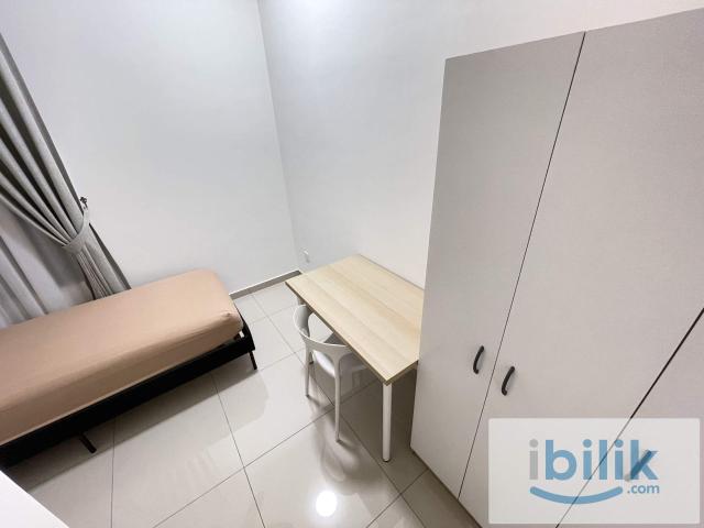 Room for rent in Kampung Baru Salak Selatan, Kuala Lumpur