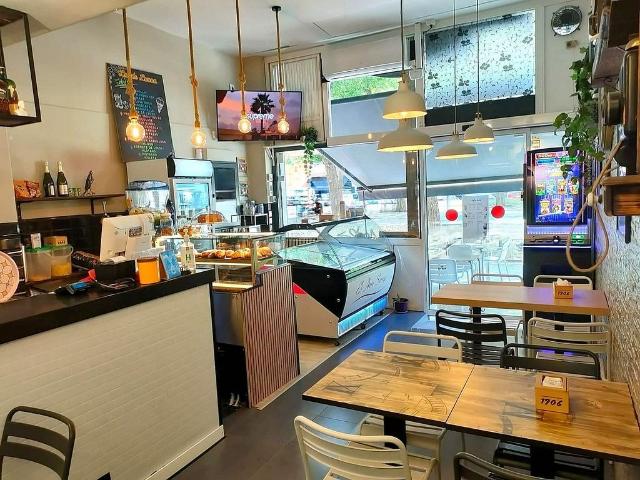 Local Comercial en alquiler en Barcelonès, Catalunya