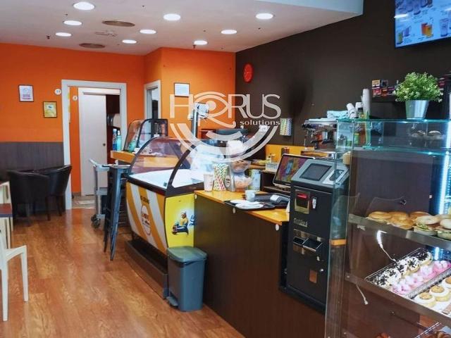 Local Comercial en alquiler en Nou Barris, Barcelonès