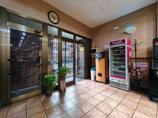 Local Comercial en alquiler en Sabadell, els Merinals