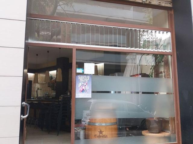Local Comercial en alquiler en Barcelona, Navas