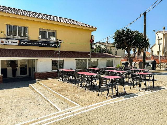 Local Comercial en alquiler en Viladecans, el Poblat Roca