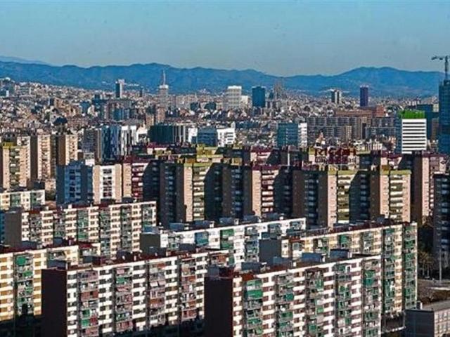 Local Comercial en alquiler en L'hospitalet De Llobregat