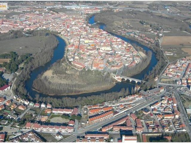 Local Comercial en alquiler en Tudela De Duero, Castilla y León