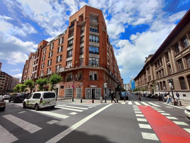Casa en venta en Abando, Bilbao