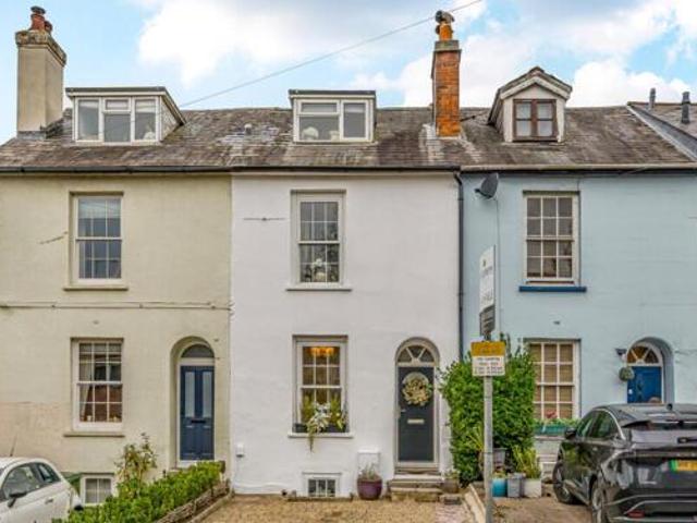 House for sale in Hampshire