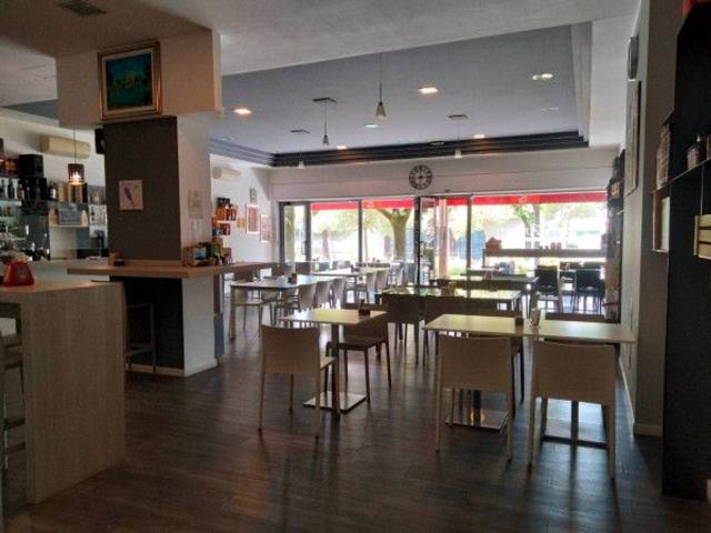 Locale Commerciale in affitto a Colle, Trescore Balneario