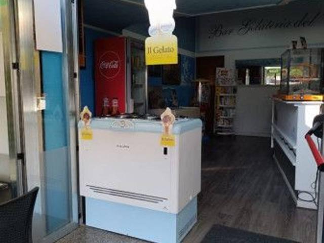 Locale Commerciale in vendita a Ascea, Campania