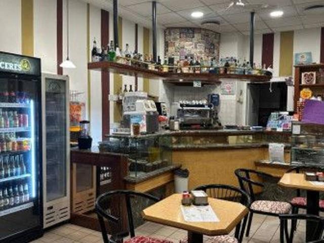 Locale Commerciale in vendita a Unione dei comuni della Bassa Romagna, Fusignano