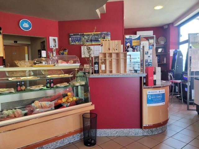Locale Commerciale in vendita a Legnago, Veneto