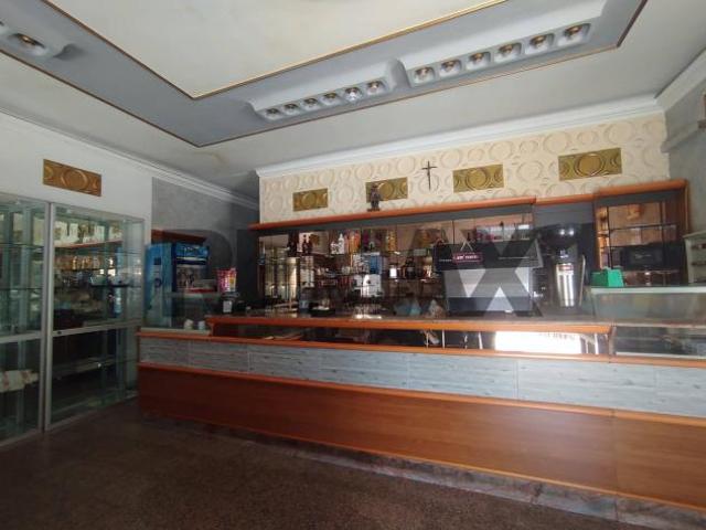 Locale Commerciale in vendita a Villasmundo 2000, Melilli
