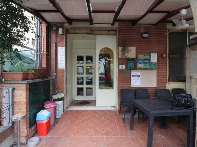 Locale Commerciale in vendita a Unione dei Comuni Circondario dell'Empolese Valdelsa, Montespertoli
