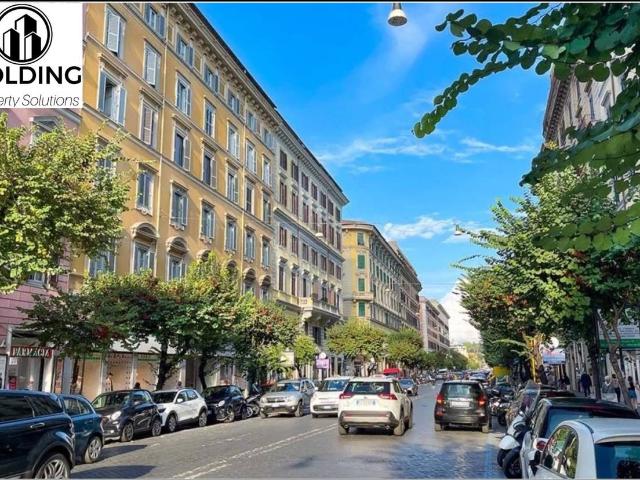 Locale Commerciale in vendita a Municipio Roma I, Roma Capitale