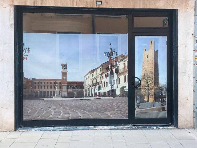 Locale Commerciale in vendita a Commenda, Rovigo