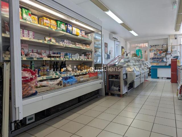 Local Commercial vente à Brive-la-Gaillarde, Saint-pardoux-l'ortigier