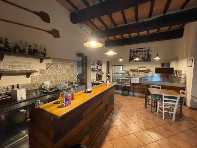Locale Commerciale in vendita a Brenna, Sovicille