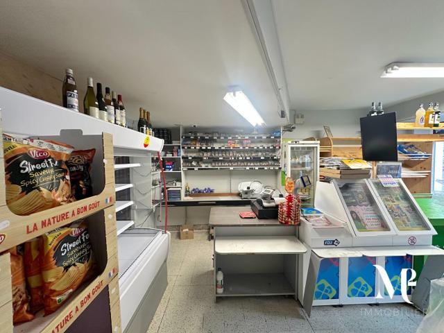 Local Commercial vente à Quartier de Bon-secours, Senlis