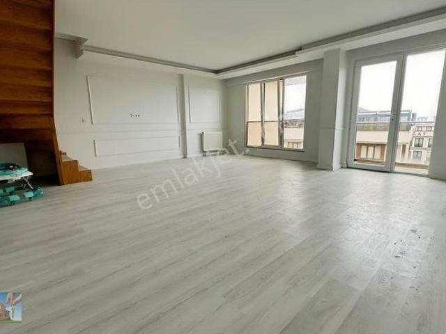 Cumhuriyet Mahallesi, Küçükçekmece içerisinde kiralık mülk