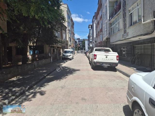 Küçükçekmece, İstanbul içerisinde satılık Bina