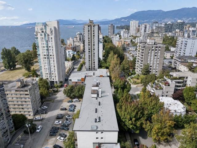 Apartment for rent in Vancouver, British Columbia