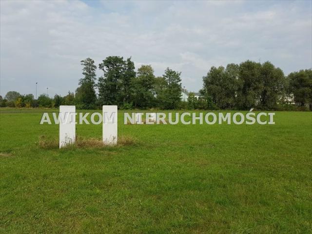 Grunt na sprzedaż w Baranów, Mazowieckie
