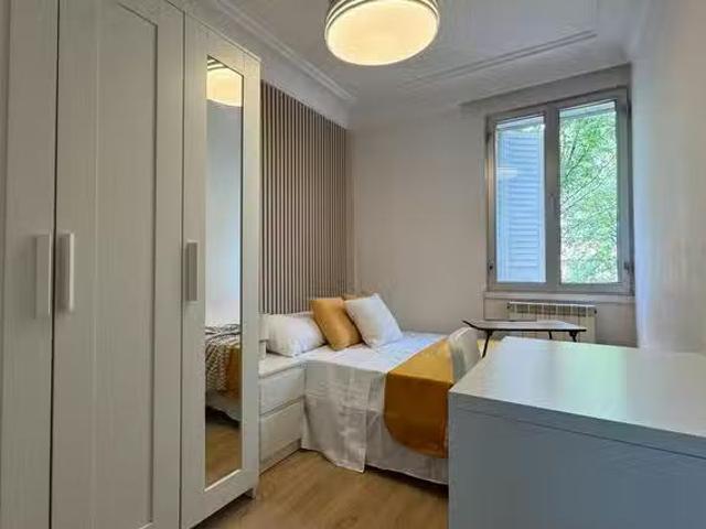 Casa en alquiler en Moratalaz, Madrid