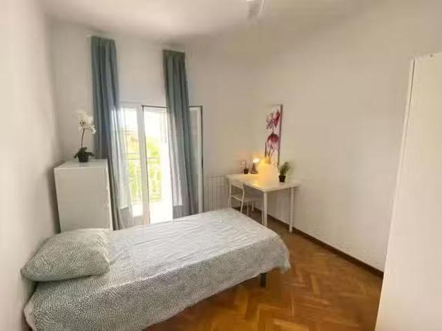Casa en alquiler en Puente de Vallecas, Madrid