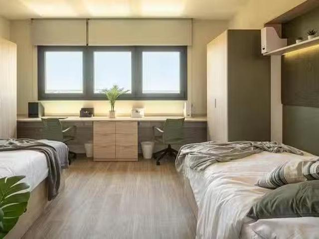 Casa en alquiler en Barriada de Pineda, Sevilla