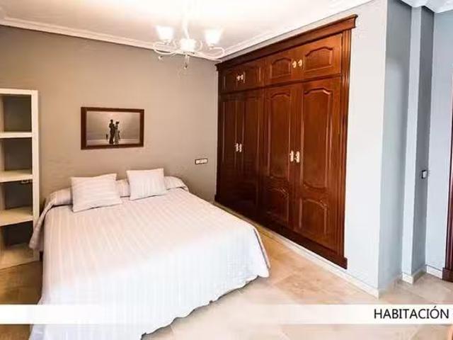 Casa en alquiler en Cerro-Amate, Sevilla