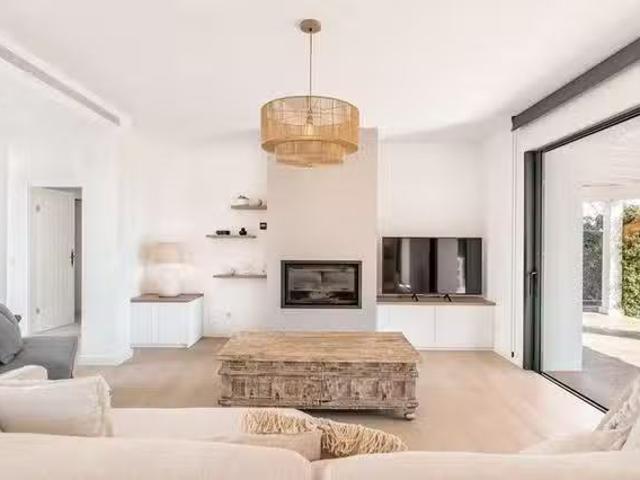 Apartamento en alquiler en La Alquería-El Paraíso, Benahavís