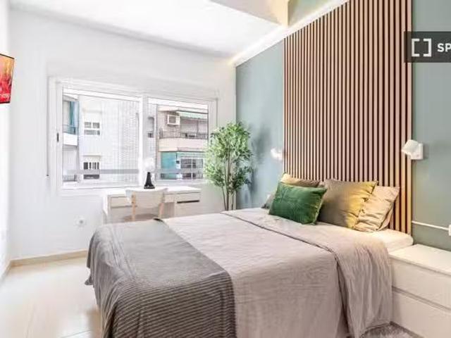 Casa en alquiler en Benalúa, l'Alacantí