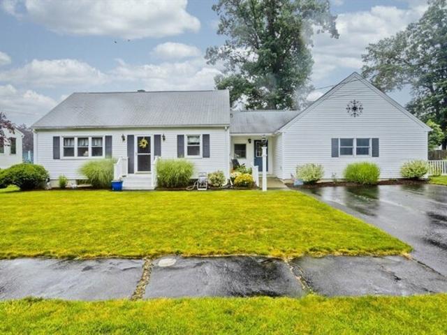 House for sale in Hampden, Massachusetts
