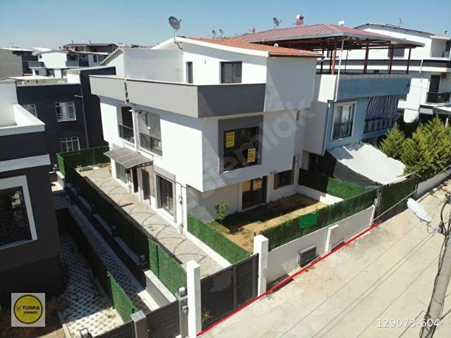 Menderes, İzmir içerisinde satılık Villa