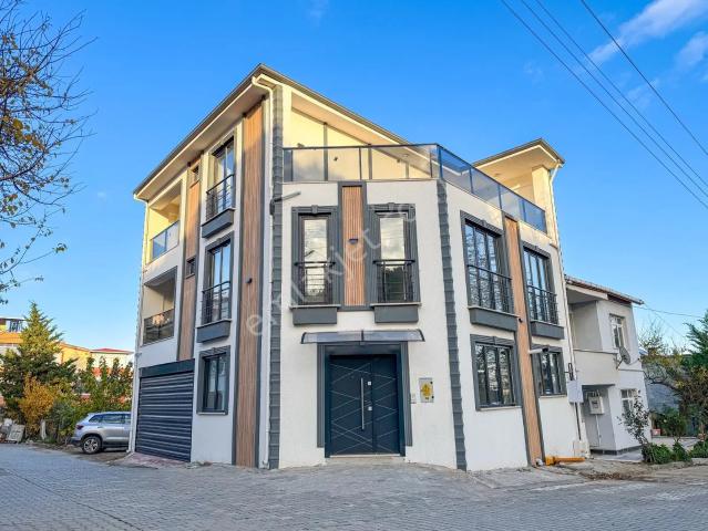 Tekirdağ Merkez, Tekirdağ içerisinde satılık Villa