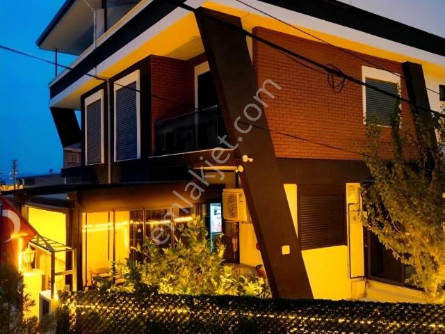 Barbaros Mahallesi, Menderes içerisinde satılık Villa