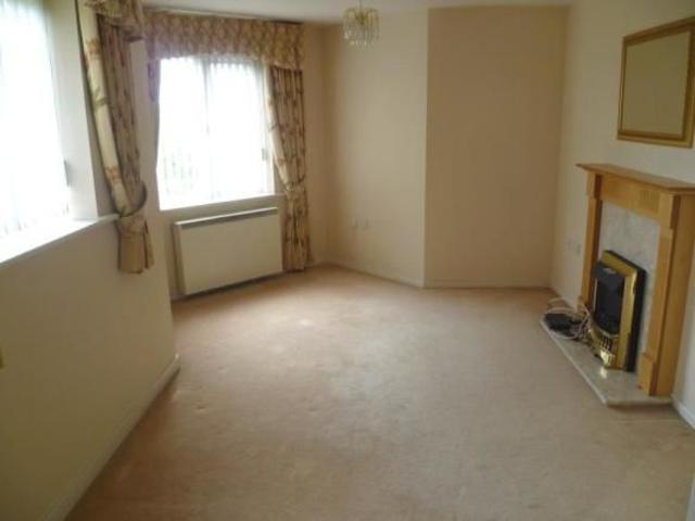 Apartment for rent in Heath Park, Park Village