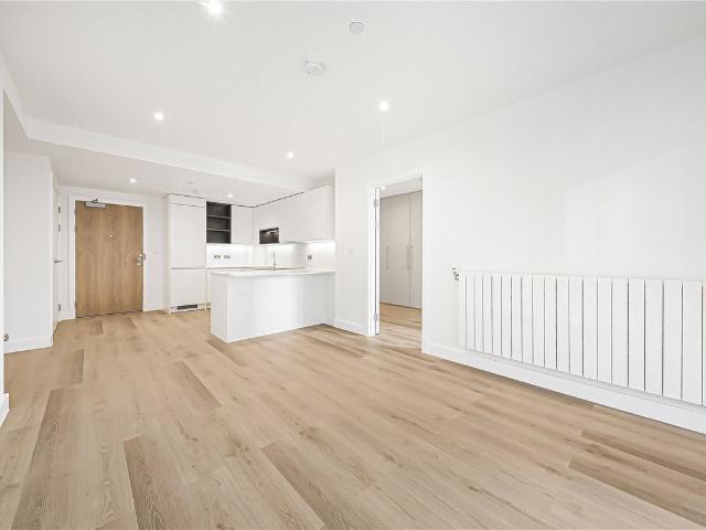 House for rent in Kidbrooke, Greater London