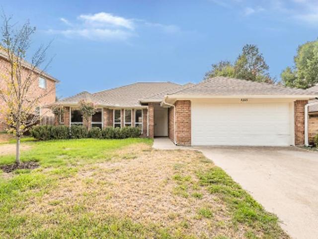 House for sale in Fort Worth, Tarrant County