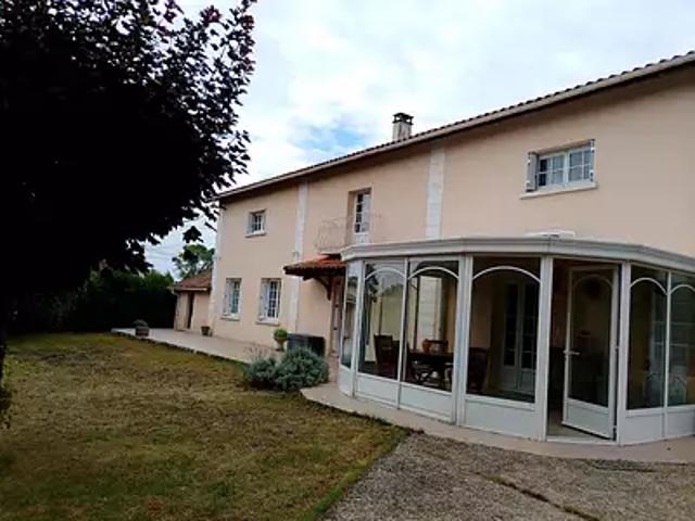Maison vente à Cognac, Barbezieux-saint-hilaire