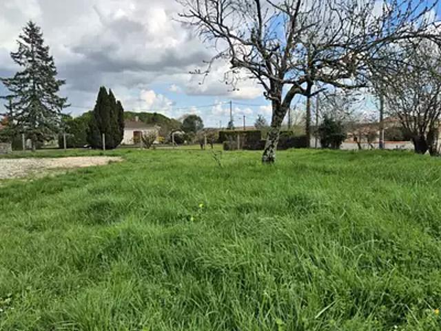 Terrain vente à Cognac, Barbezieux-saint-hilaire