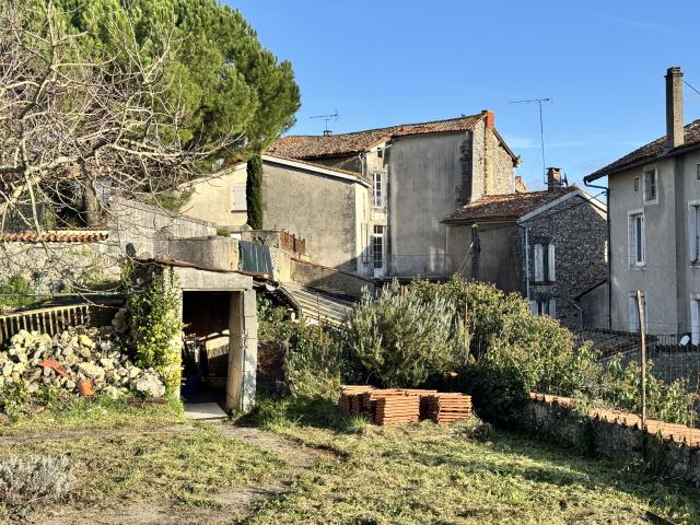Maison vente à Cognac, Barbezieux-saint-hilaire