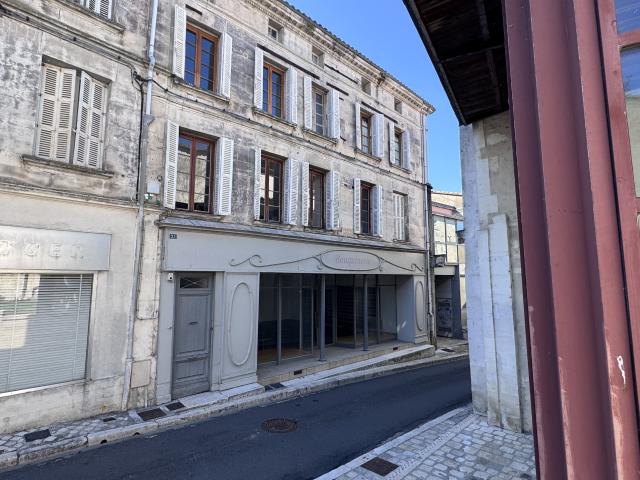 Maison vente à Cognac, Barbezieux-saint-hilaire
