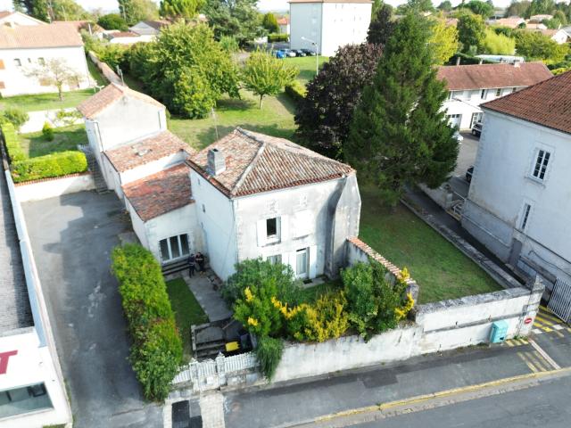 Maison vente à Cognac, Barbezieux-saint-hilaire