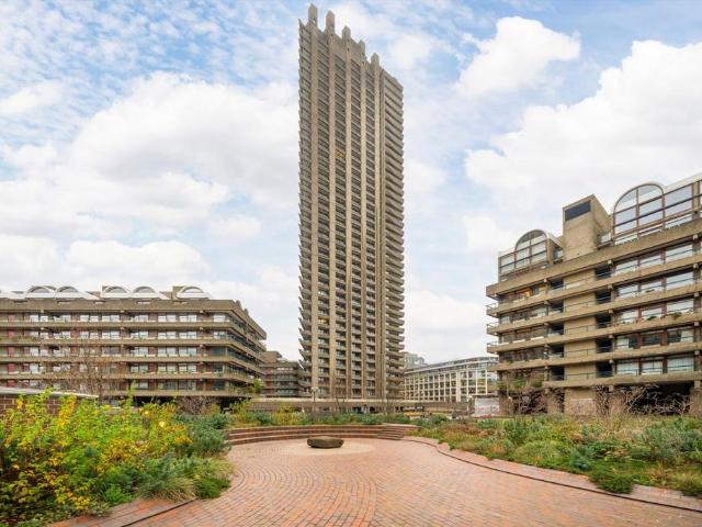 Apartment for rent in Lyons, Greater London