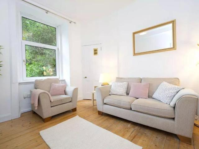 Apartment for rent in Lower Edmonton, Edmonton
